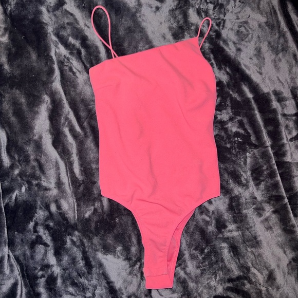Princess Polly Evella Pink Bodysuit Size 2 - Picture 6 of 14